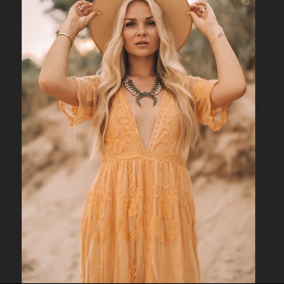 Mustard lace maxi open front deep V neck Bobo Bohemian dress - Picture 4 of 6